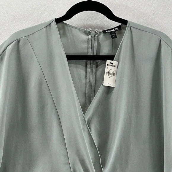 EXPRESS Blouse Size XL Crepe Surplice Twist Front Dolman Sleeve Back Zip Gray - Picture 11 of 13